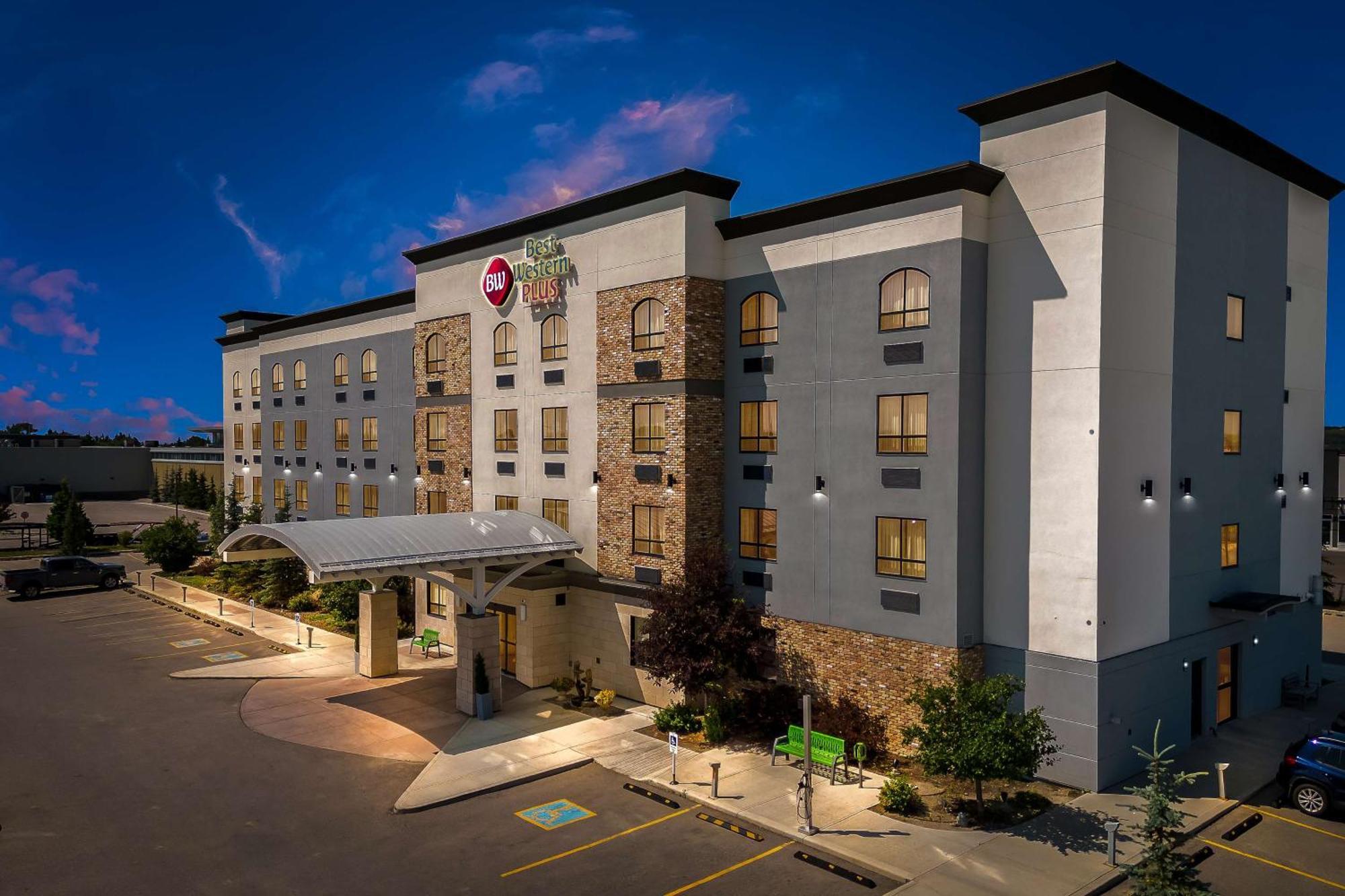 Best Western Plus Airdrie Gateway Exterior foto